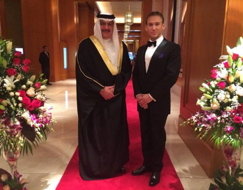 Marcin Lobacz with Shaikh Rashid Bin Khalifa Al Khalifa of Bahrain at the Big Opening of the Royal Global Artistic Forum Exhibition at The Ritz-Carlton Dubai