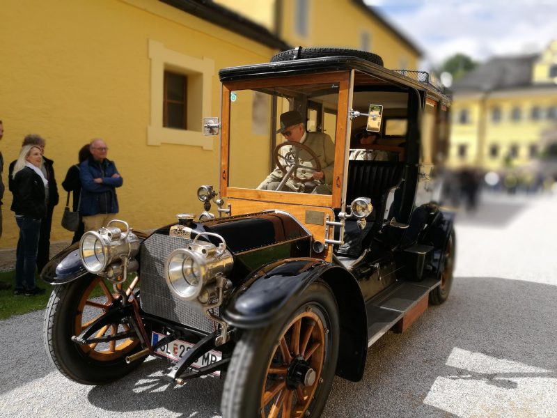 Gaisbergrennen für historische Automobile, Schloss Hellbrunn