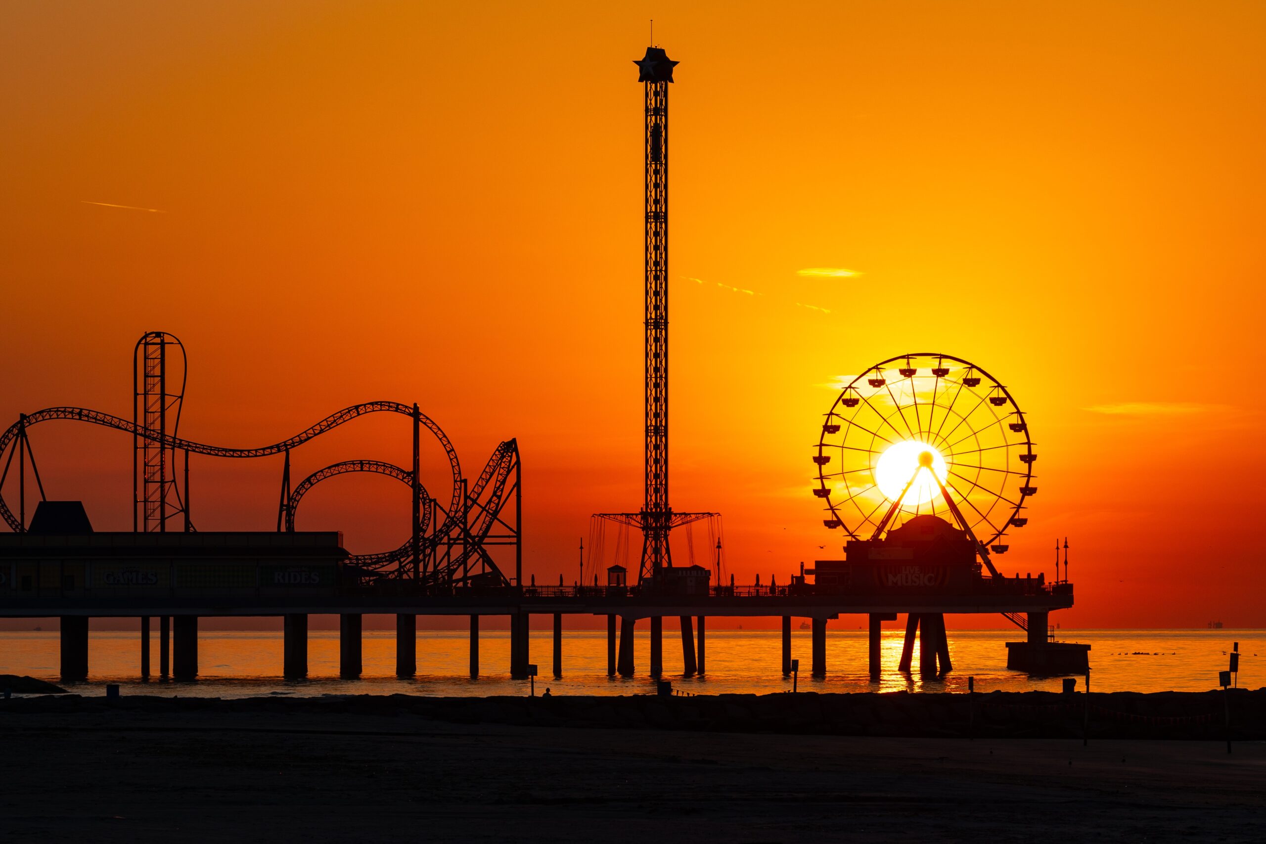 Galveston wheel at night