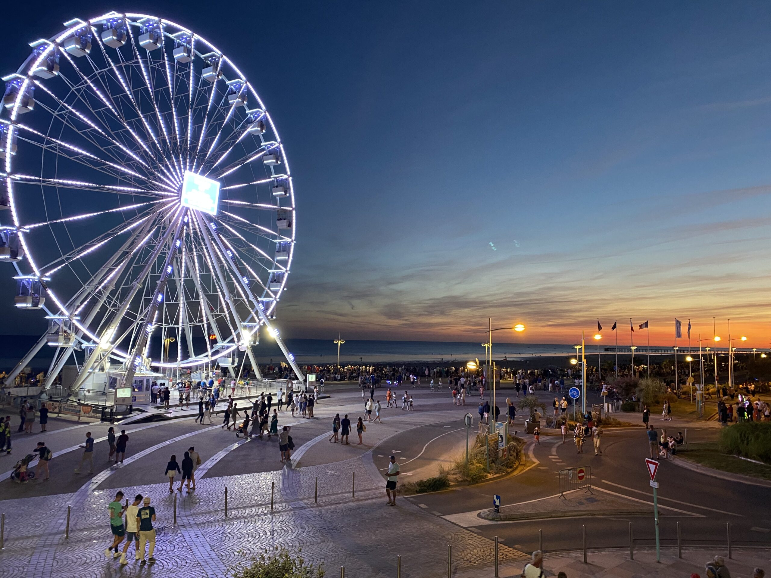 Ferris wheel on the Atlantic coast in Saint-Jean-de-Monts