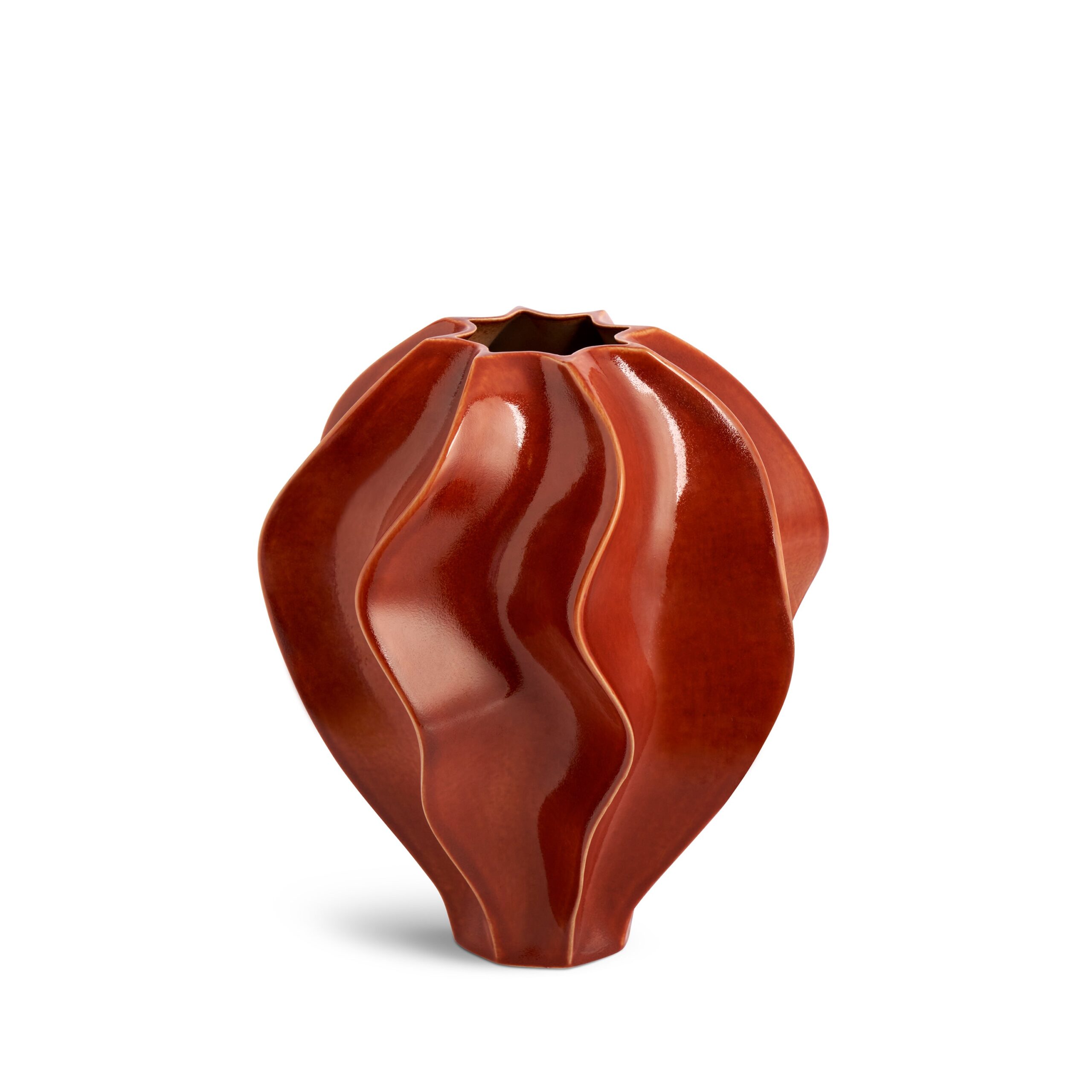 L’Objet Douro medium porcelain vase in paprika red, front view