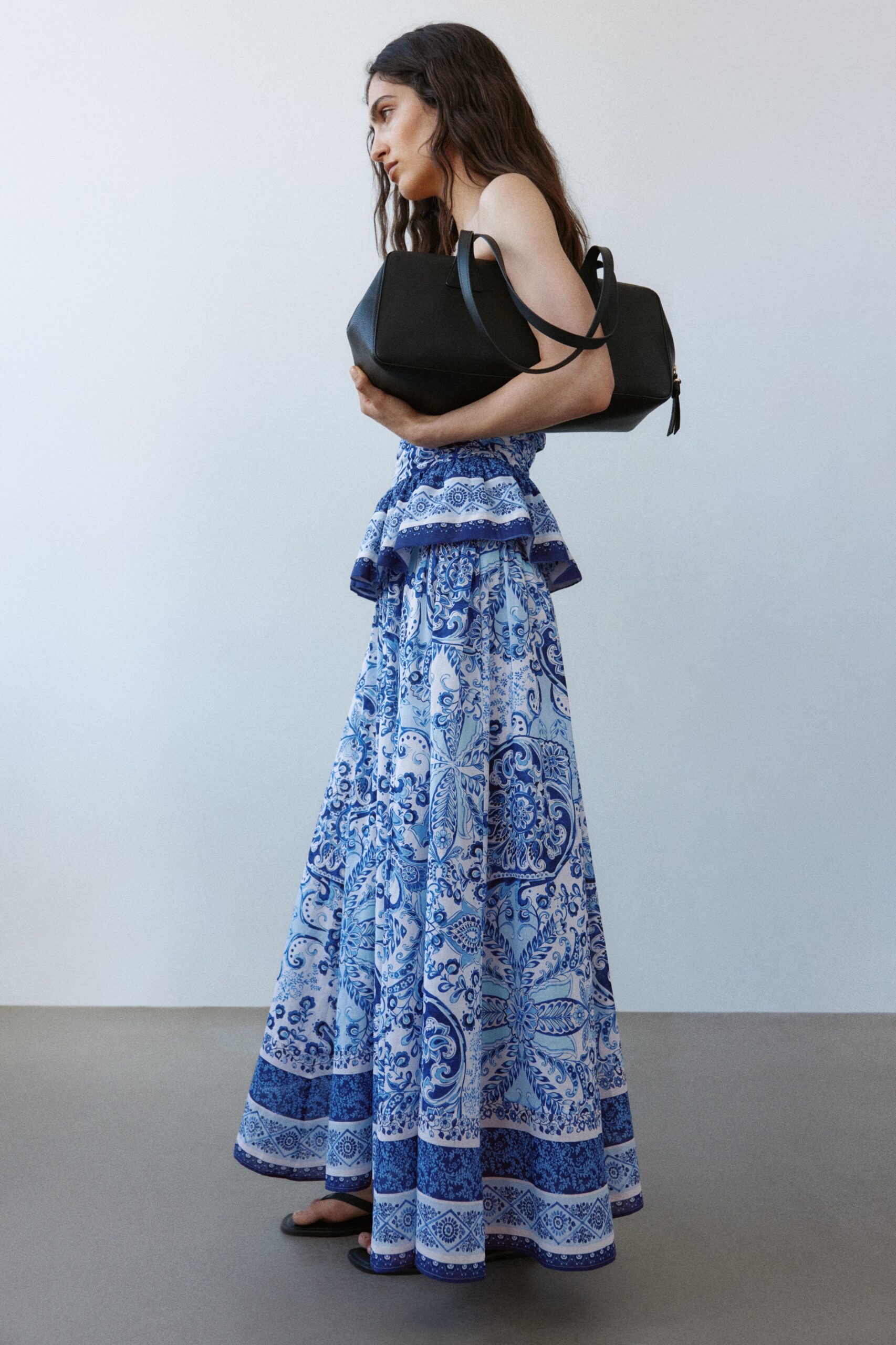 H&M printed maxi skirt AED 99 UAE